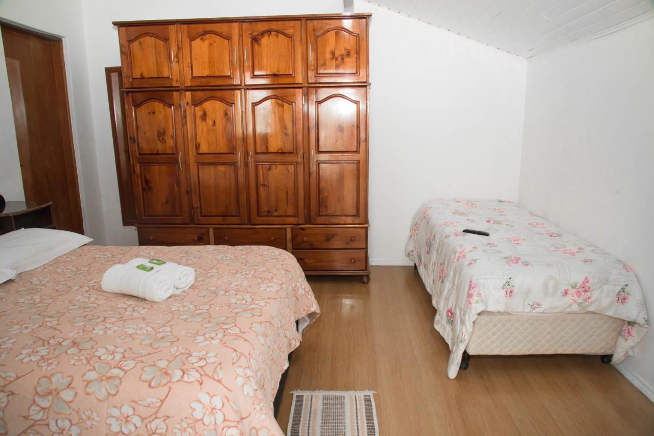 Fm - Vila Capivari Pensão 3*